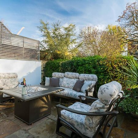 Breathtaking Putney Home With Gorgeous Garden Richmond  Exterior photo