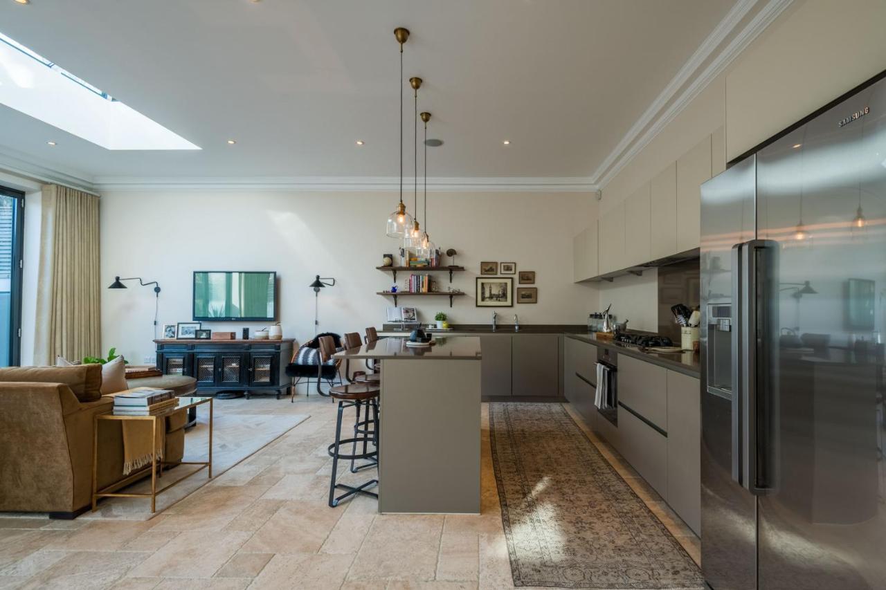 Breathtaking Putney Home With Gorgeous Garden Richmond  Exterior photo