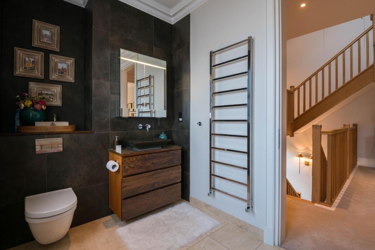 Breathtaking Putney Home With Gorgeous Garden Richmond  Exterior photo